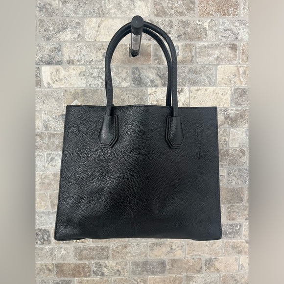 NWT/NWOT Michael Kors Shoulder Bag - Picture 2 of 7